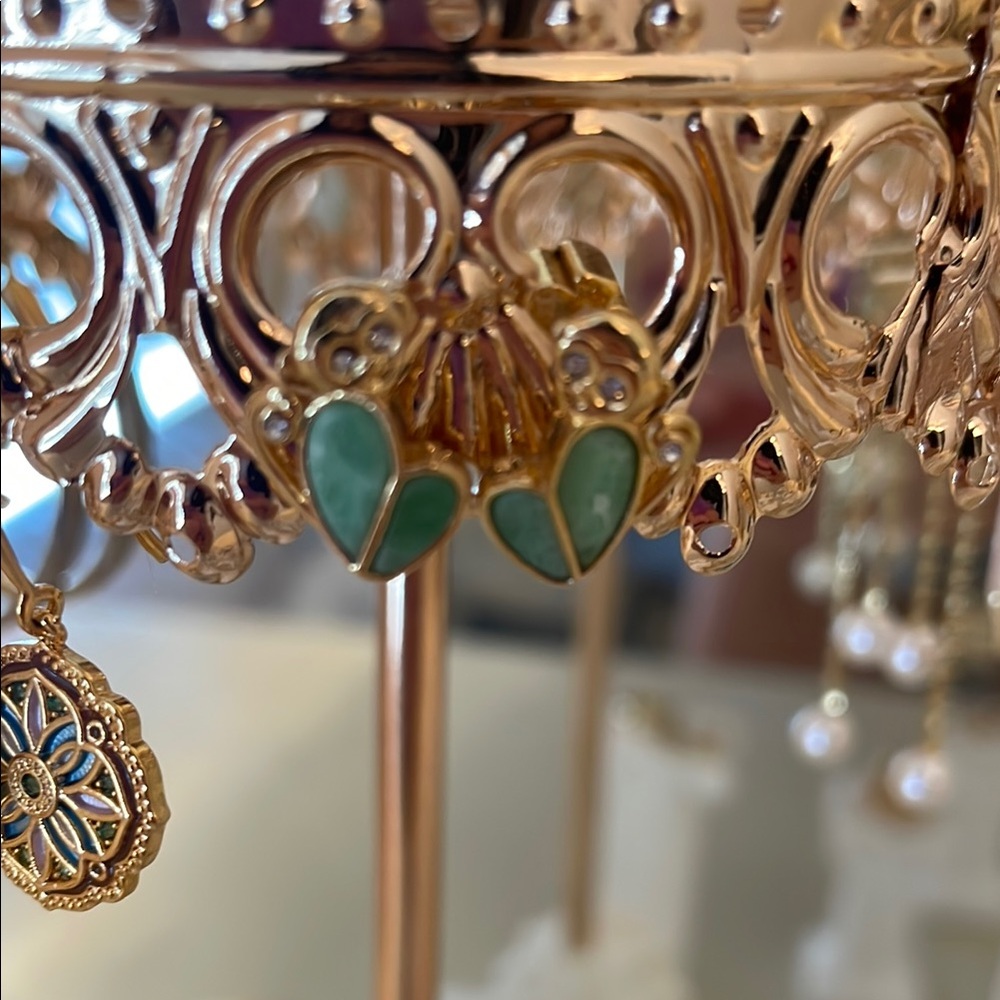 Kate Spade Emerald monkey earrings